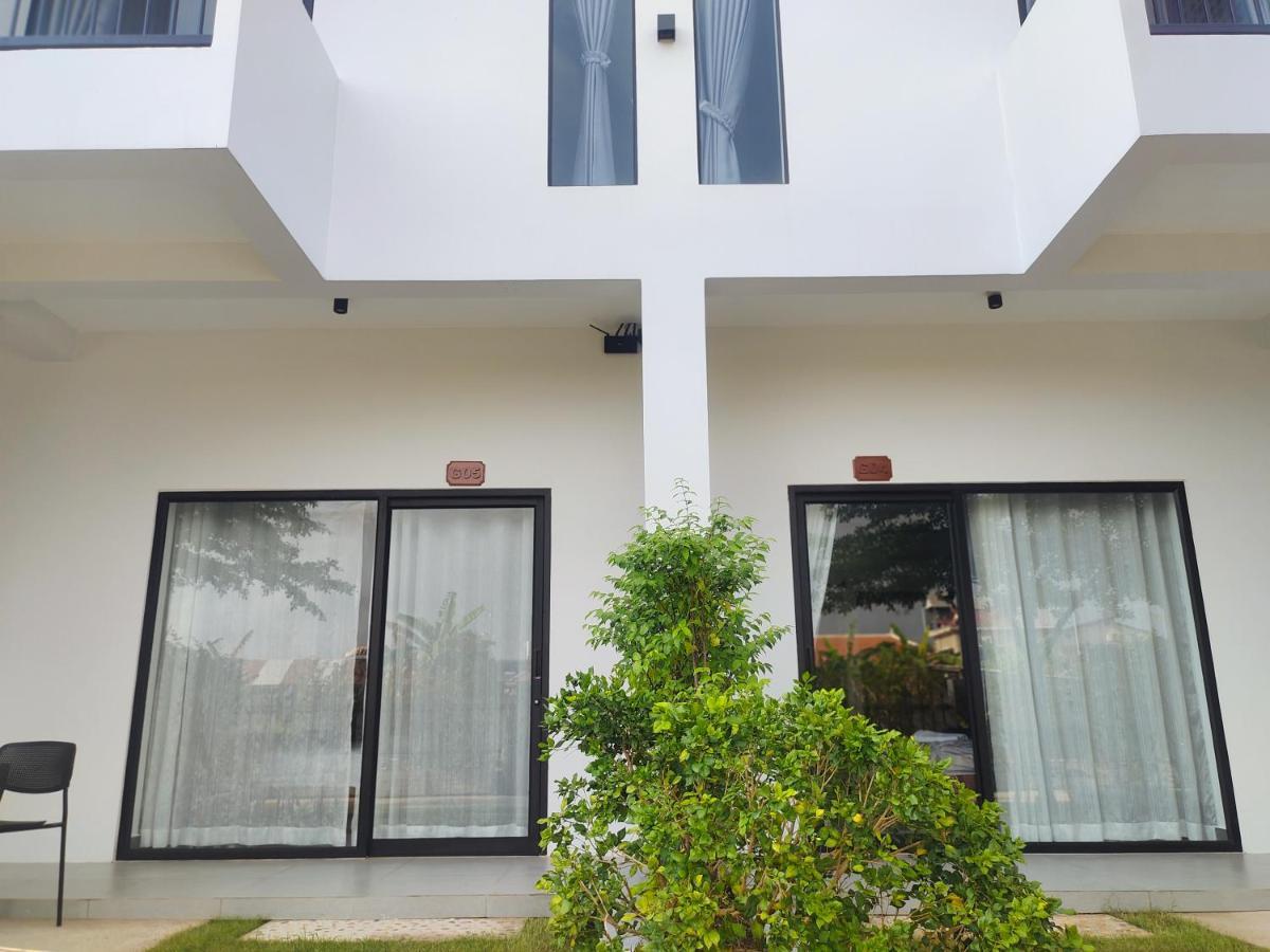 H&M Boutique Hotel Kampot Exterior photo