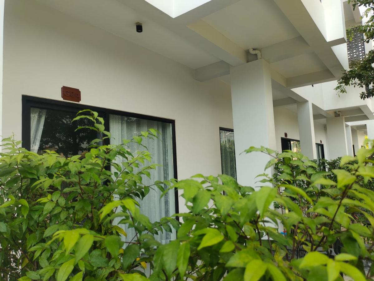 H&M Boutique Hotel Kampot Exterior photo